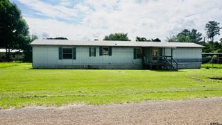 5227 Skyline Dr., Chandler, TX 75758