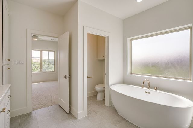 13841 Carnegie Drive, Fort Worth, TX 76008