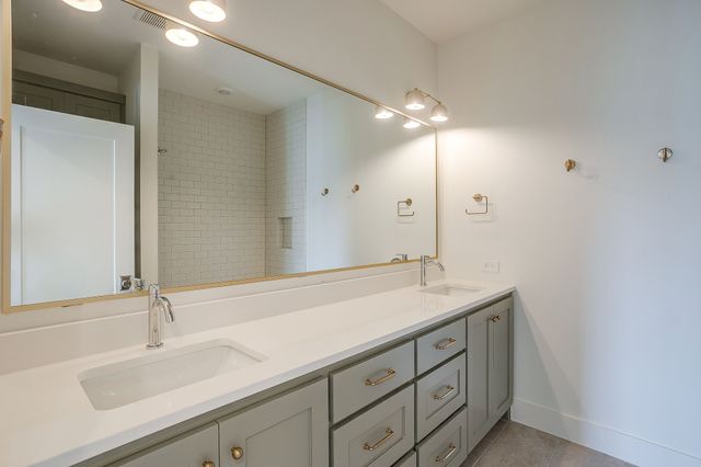 13841 Carnegie Drive, Fort Worth, TX 76008