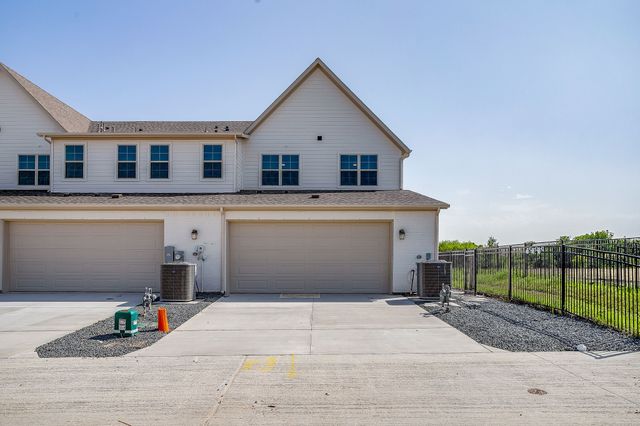 13841 Carnegie Drive, Fort Worth, TX 76008