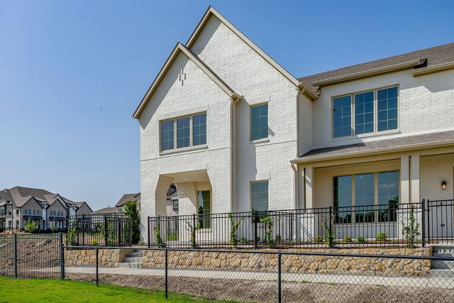 13841 Carnegie Drive, Fort Worth, TX 76008