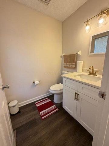 5368 Coral Berry Drive, Columbus, OH 43235