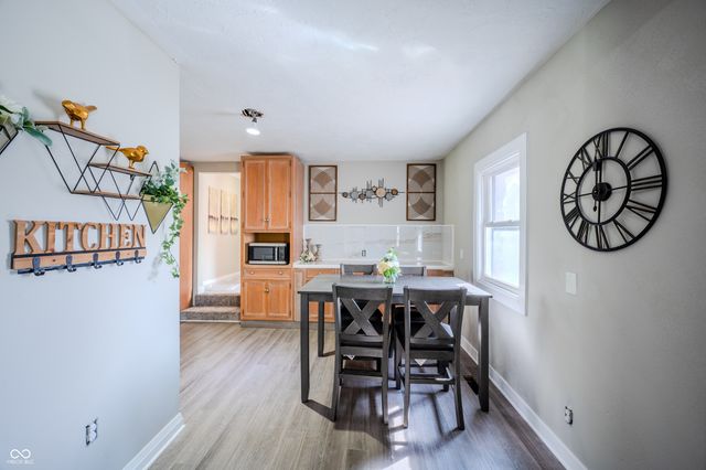 807 E 21st Street, Anderson, IN 46016