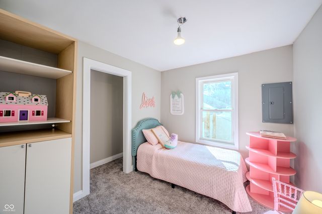 807 E 21st Street, Anderson, IN 46016