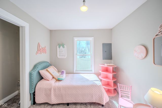 807 E 21st Street, Anderson, IN 46016