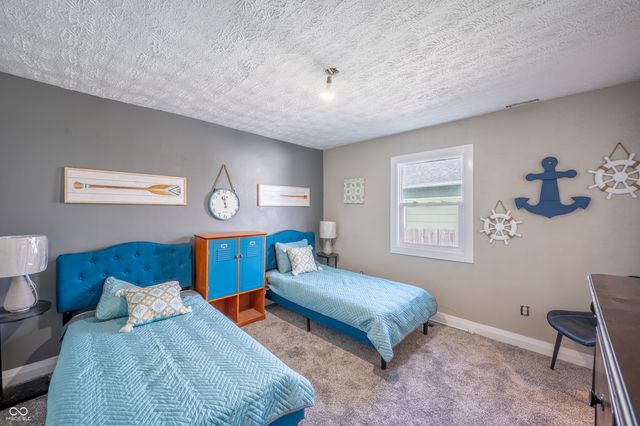 807 E 21st Street, Anderson, IN 46016