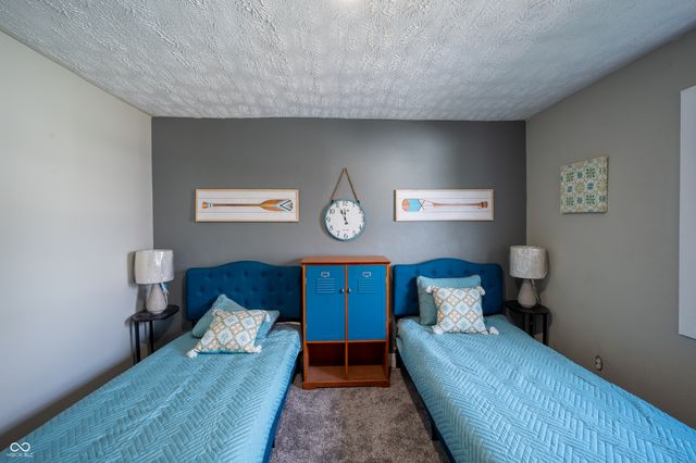 807 E 21st Street, Anderson, IN 46016