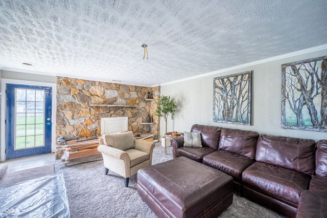 807 E 21st Street, Anderson, IN 46016