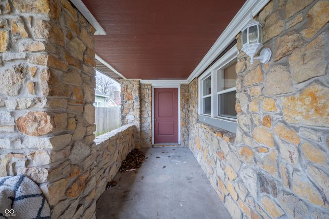 807 E 21st Street, Anderson, IN 46016