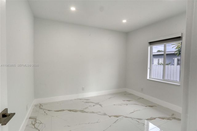 3305 SW 2nd St A, Miami, FL 33135