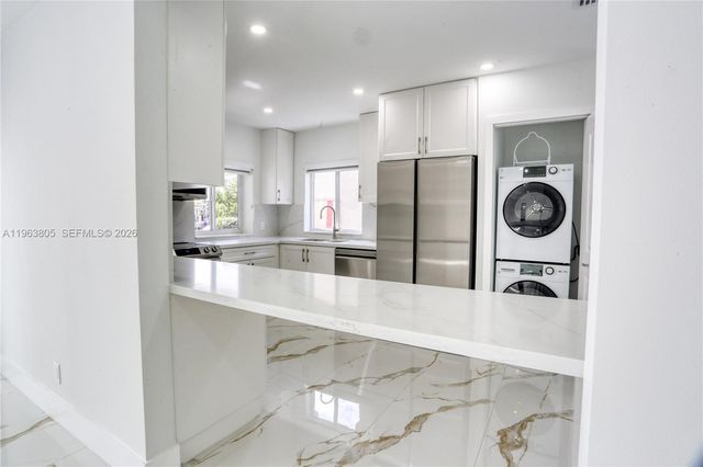 3305 SW 2nd St A, Miami, FL 33135