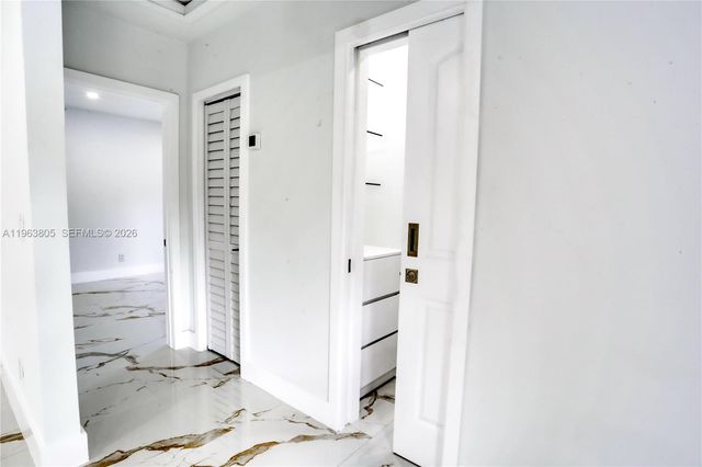 3305 SW 2nd St A, Miami, FL 33135