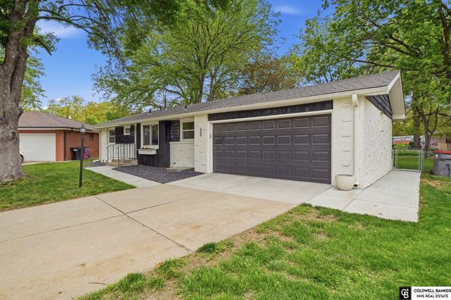 4410 Newton Circle, Lincoln, NE 68506