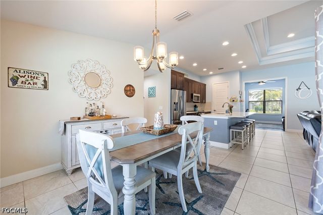 2737 SW 25th ST, Cape Coral, FL 33914