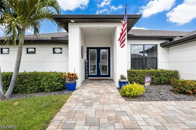 2737 SW 25th ST, Cape Coral, FL 33914