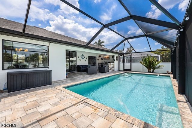 2737 SW 25th ST, Cape Coral, FL 33914