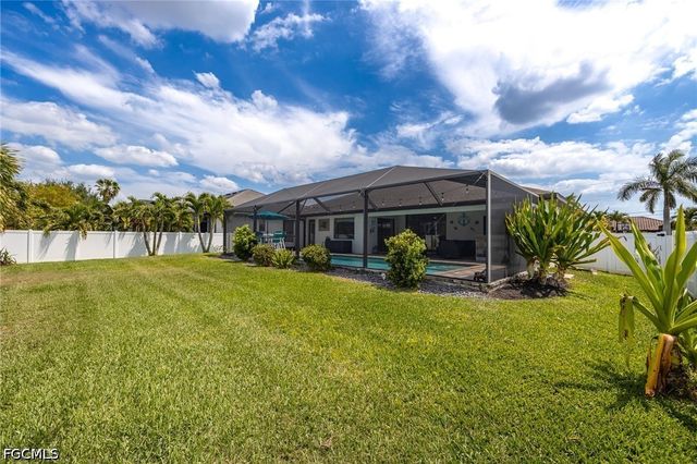 2737 SW 25th ST, Cape Coral, FL 33914