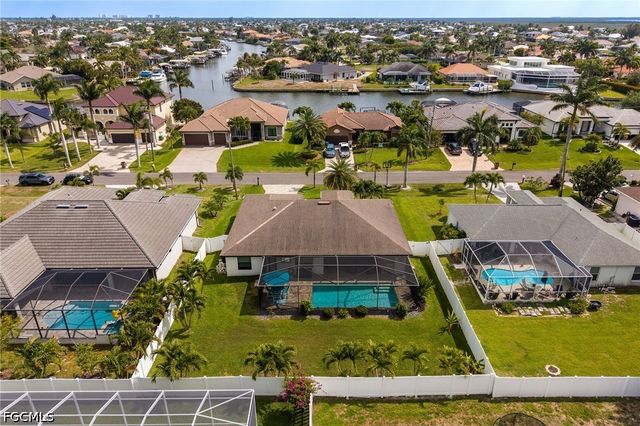 2737 SW 25th ST, Cape Coral, FL 33914