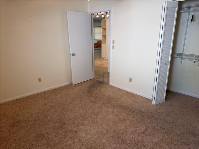 9529 SW 85TH AVENUE D, Ocala, FL 34481