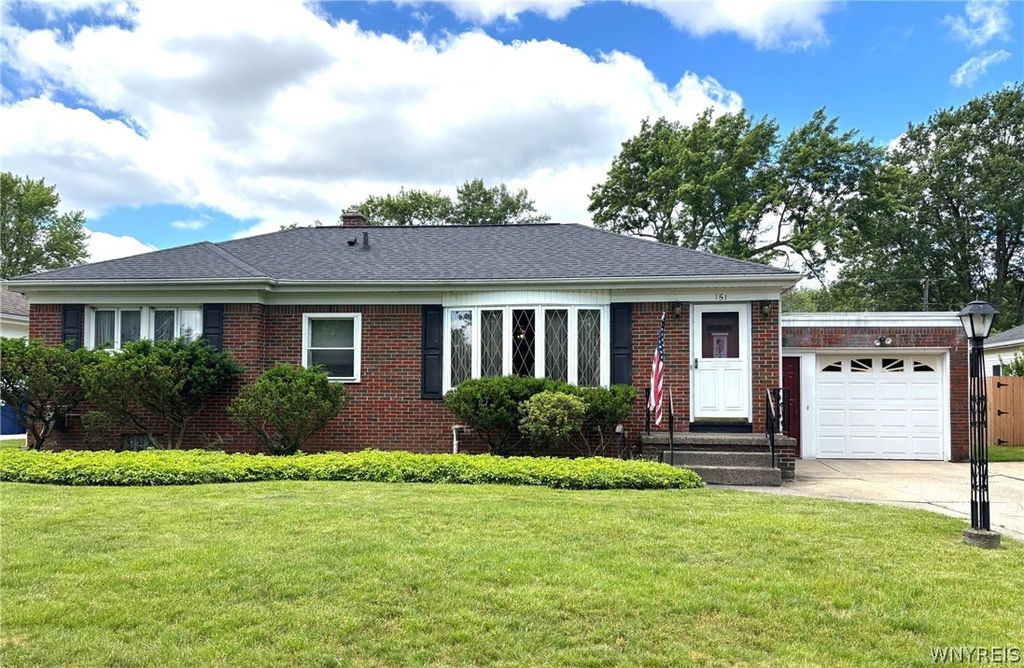 151 Lafayette Boulevard, Amherst, NY 14221