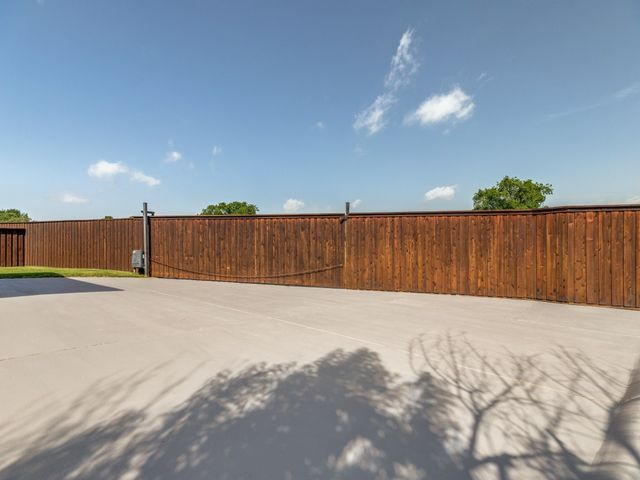 8509 Greenfield Drive, Frisco, TX 75035