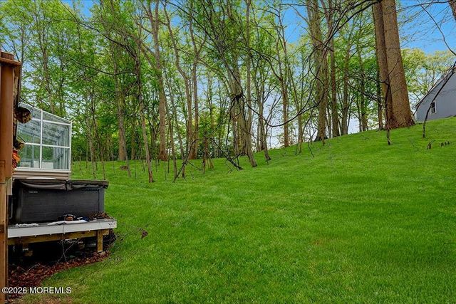 57 Reids Hill Road, Morganville, NJ 07751