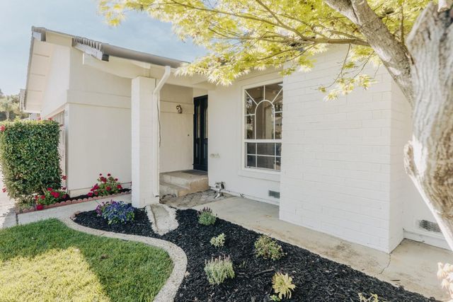 5506 Century Park Way, San Jose, CA 95111