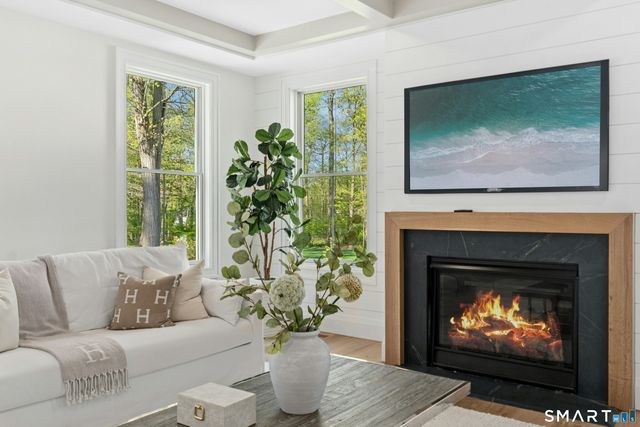 20 Marianne Road, Darien, CT 06820