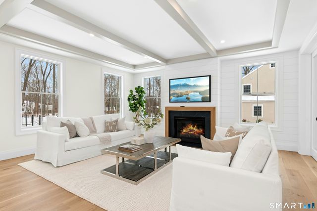 20 Marianne Road, Darien, CT 06820