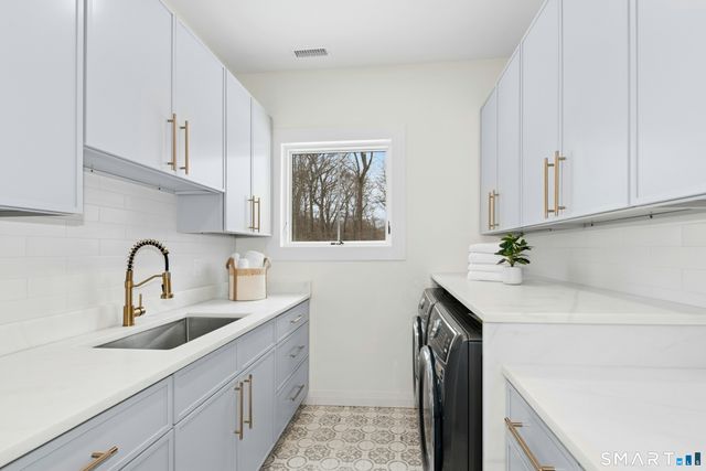 20 Marianne Road, Darien, CT 06820