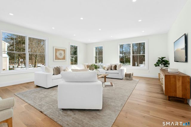 20 Marianne Road, Darien, CT 06820