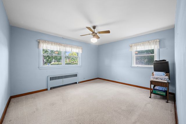 1450 Sanders Road, Northbrook, IL 60062