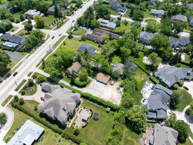 1450 Sanders Road, Northbrook, IL 60062
