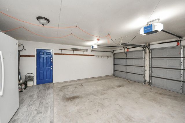 1910 Briarcreek Boulevard, Houston, TX 77073