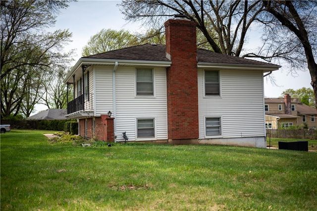 12506 Jackson Avenue, Grandview, MO 64030