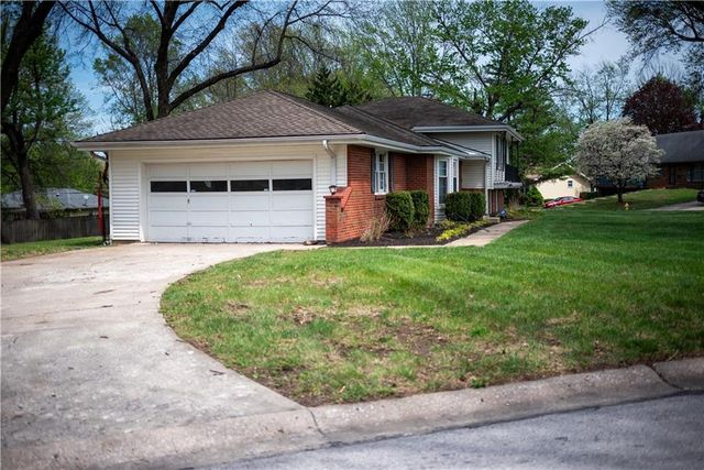 12506 Jackson Avenue, Grandview, MO 64030