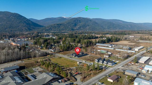 172 W Dustarr Ln, Ponderay, ID 83852