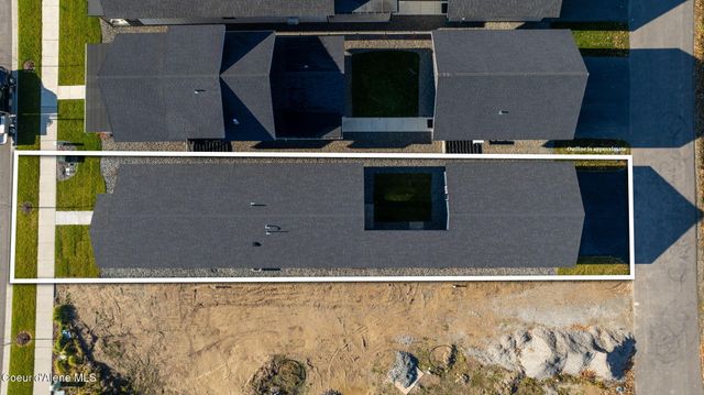 172 W Dustarr Ln, Ponderay, ID 83852