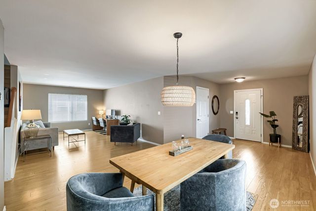 11822 24th Street SE, Lake Stevens, WA 98258