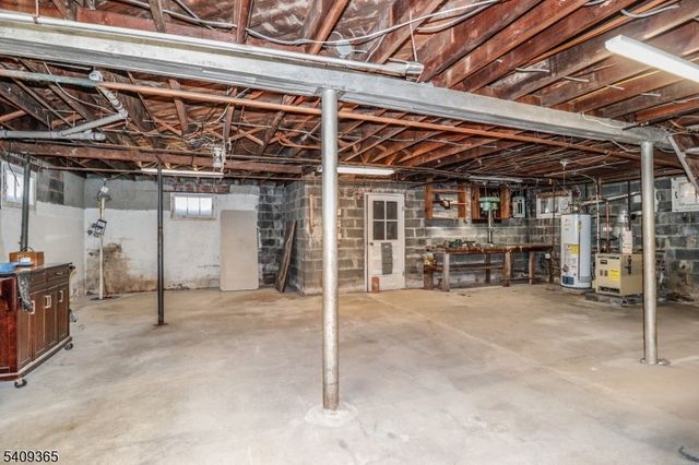 131 Fairfield Ave, Woodbridge Twp., NJ 08863