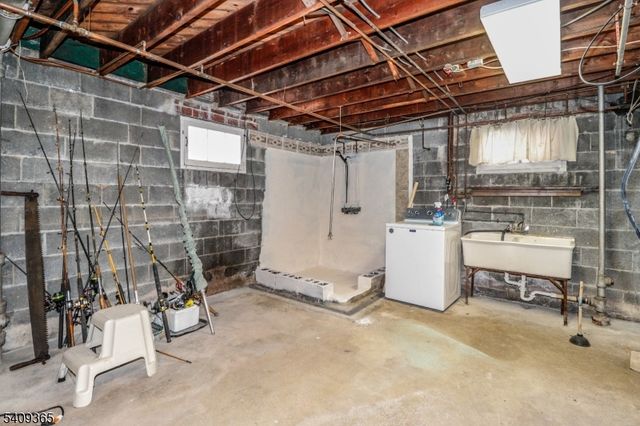 131 Fairfield Ave, Woodbridge Twp., NJ 08863