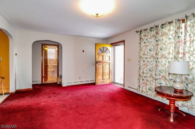 131 Fairfield Ave, Woodbridge Twp., NJ 08863