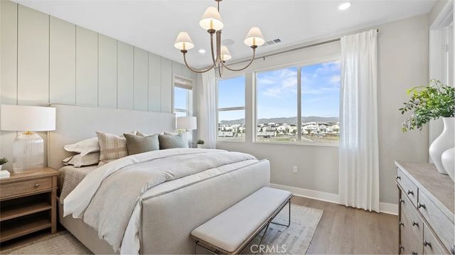 825 Sonia, Irvine, CA 92618