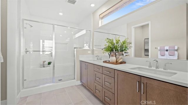 825 Sonia, Irvine, CA 92618
