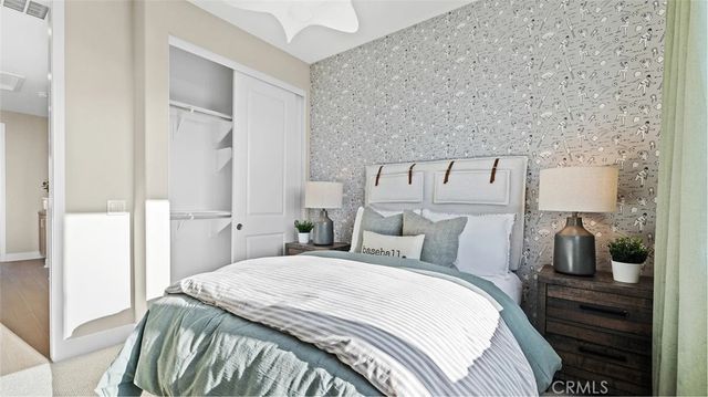 825 Sonia, Irvine, CA 92618