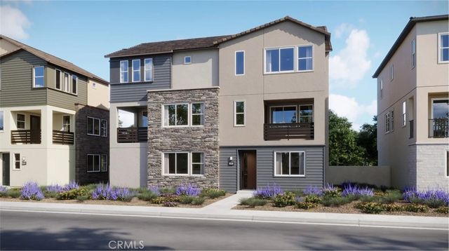 825 Sonia, Irvine, CA 92618