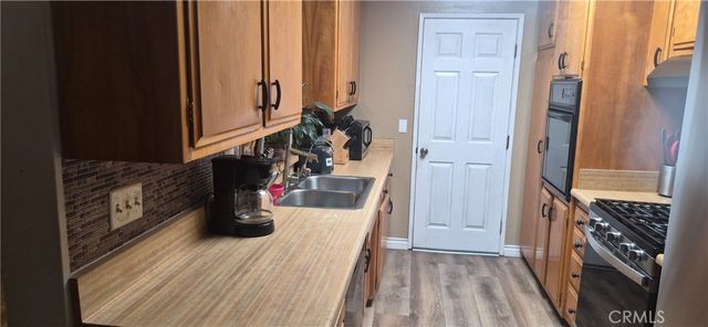 855 CAMEO Avenue, Hemet, CA 92543