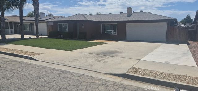 855 CAMEO Avenue, Hemet, CA 92543