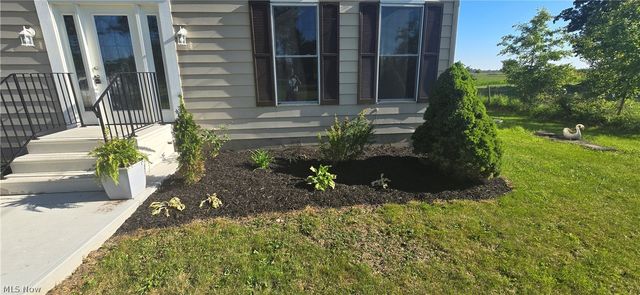 34725 Capel Road, Columbia Station, OH 44028