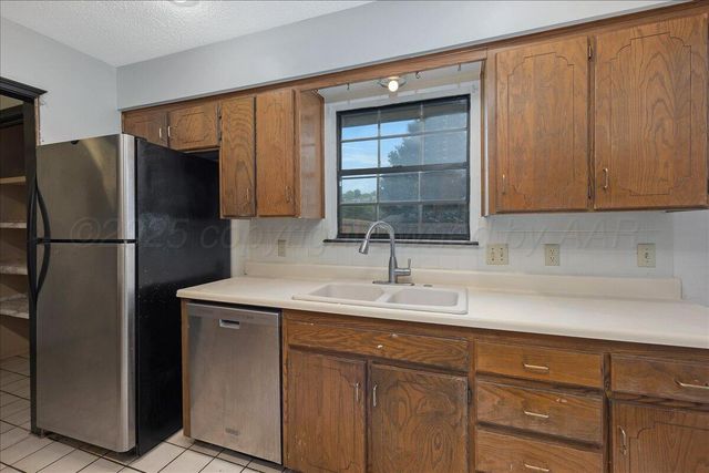 5901 OAKMAN Drive, Amarillo, TX 79109